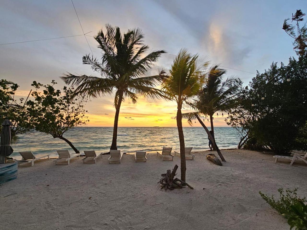 The Sunset Villa Dhiffushi Zewnętrze zdjęcie